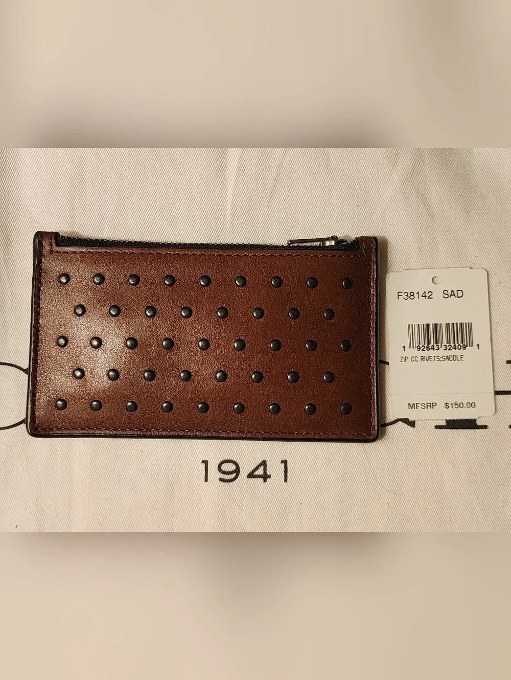 GUC COACH Rare Zip Card Case with Rivets in Saddle, Style No. 38142
